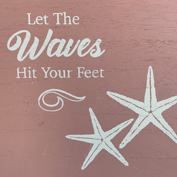 Beach Themed Wooden Decor - Picture 2 of 8